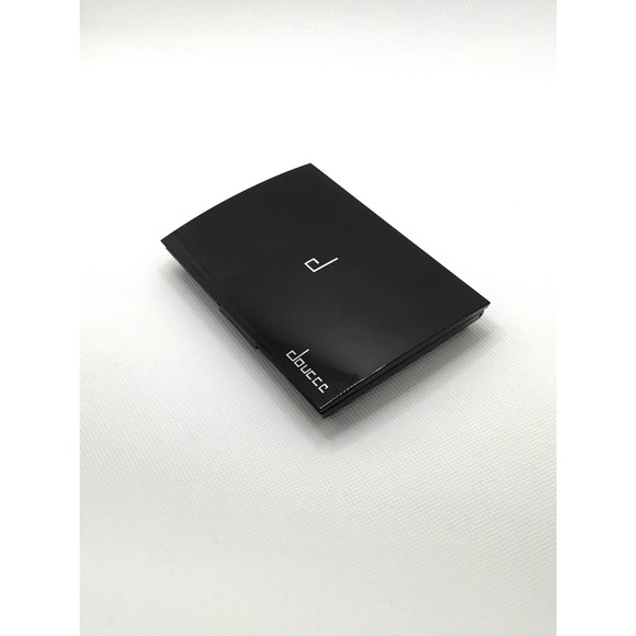 SALE | MAKEUP PACKAGE (BUNDLE OF 11) - Picture 6 of 16